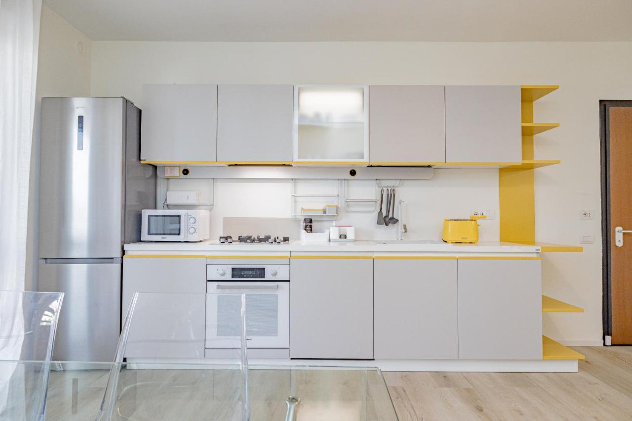 Milan Mchome 特雷扎诺南纳维利奥 外观 照片